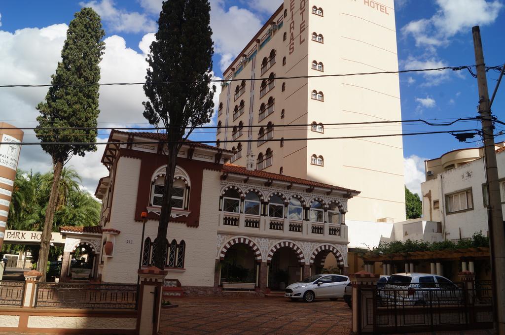Tamareiras Park Hotel Uberaba Esterno foto