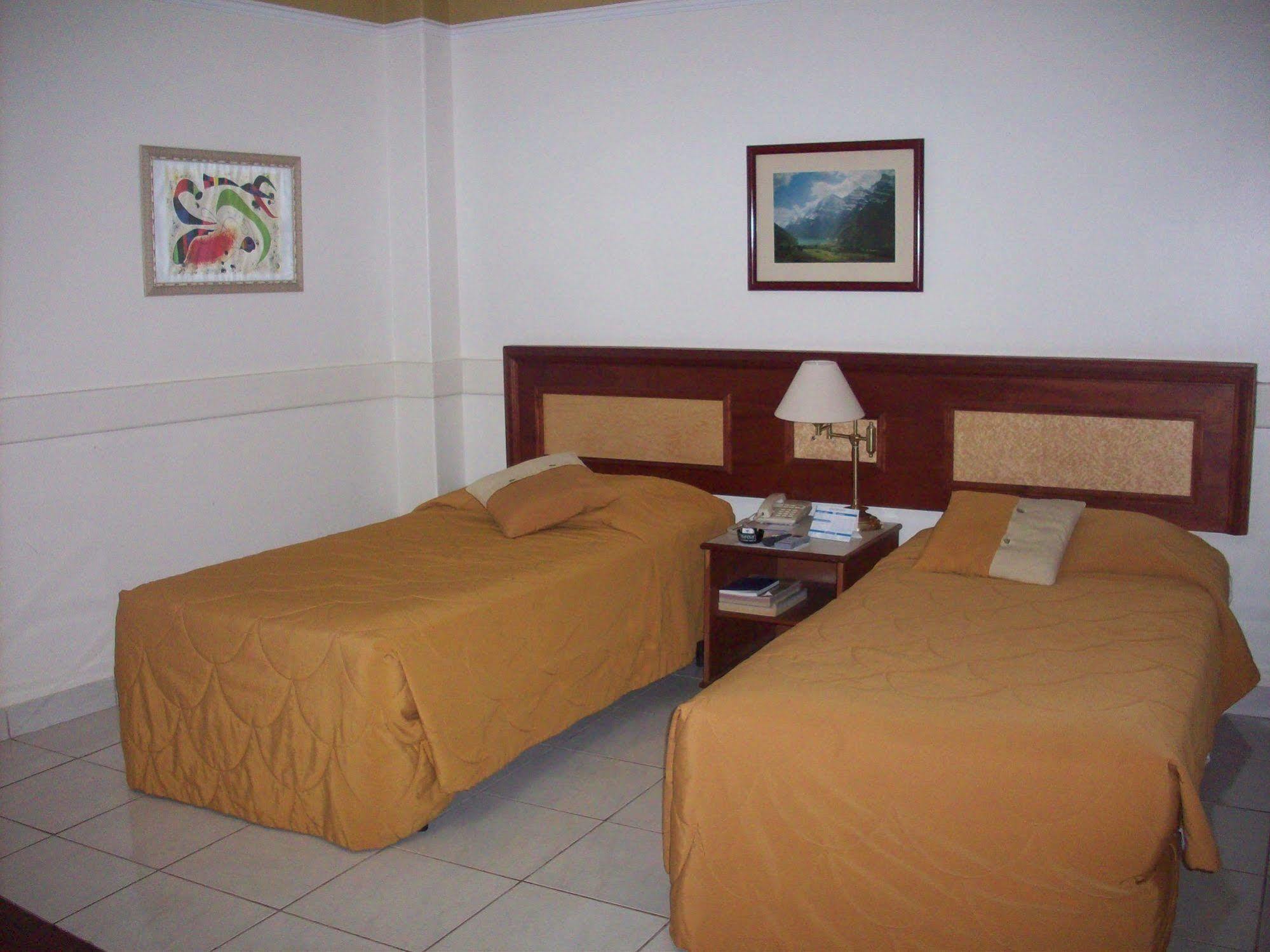 Tamareiras Park Hotel Uberaba Esterno foto