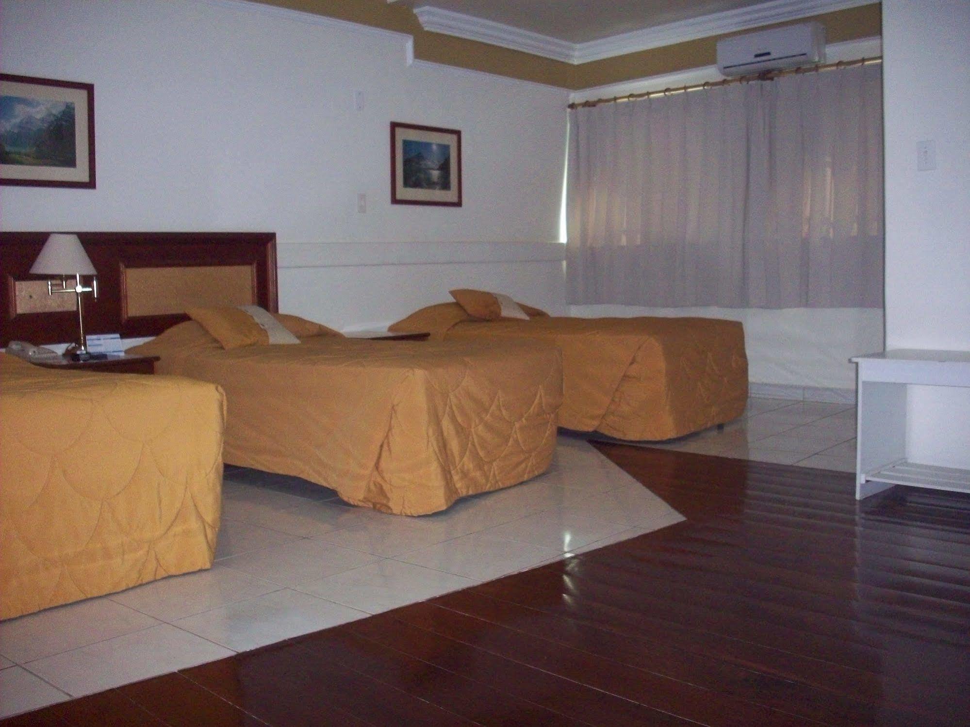 Tamareiras Park Hotel Uberaba Esterno foto
